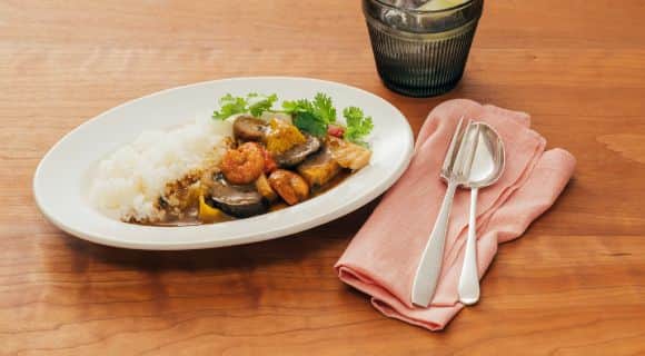 爽やかな香りと辛さの和風グリーンカレーカレー